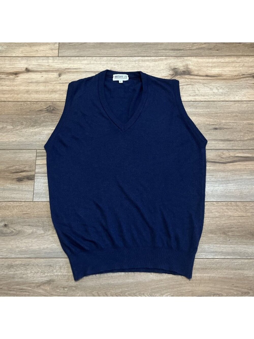 VTG Hampshire LTD Knit Sweater Vest SZ LARGE Navy Blue USA Made V Neck Acrylic